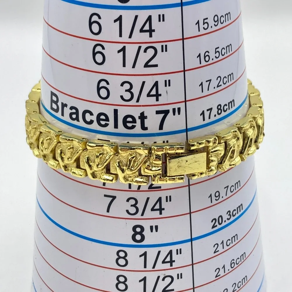 Geneva Womens Watch 24mm Gold Tone Nugget Style Band Black Dial New Battery 7.25